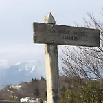 Holiday home La Roulotte D'heidi *